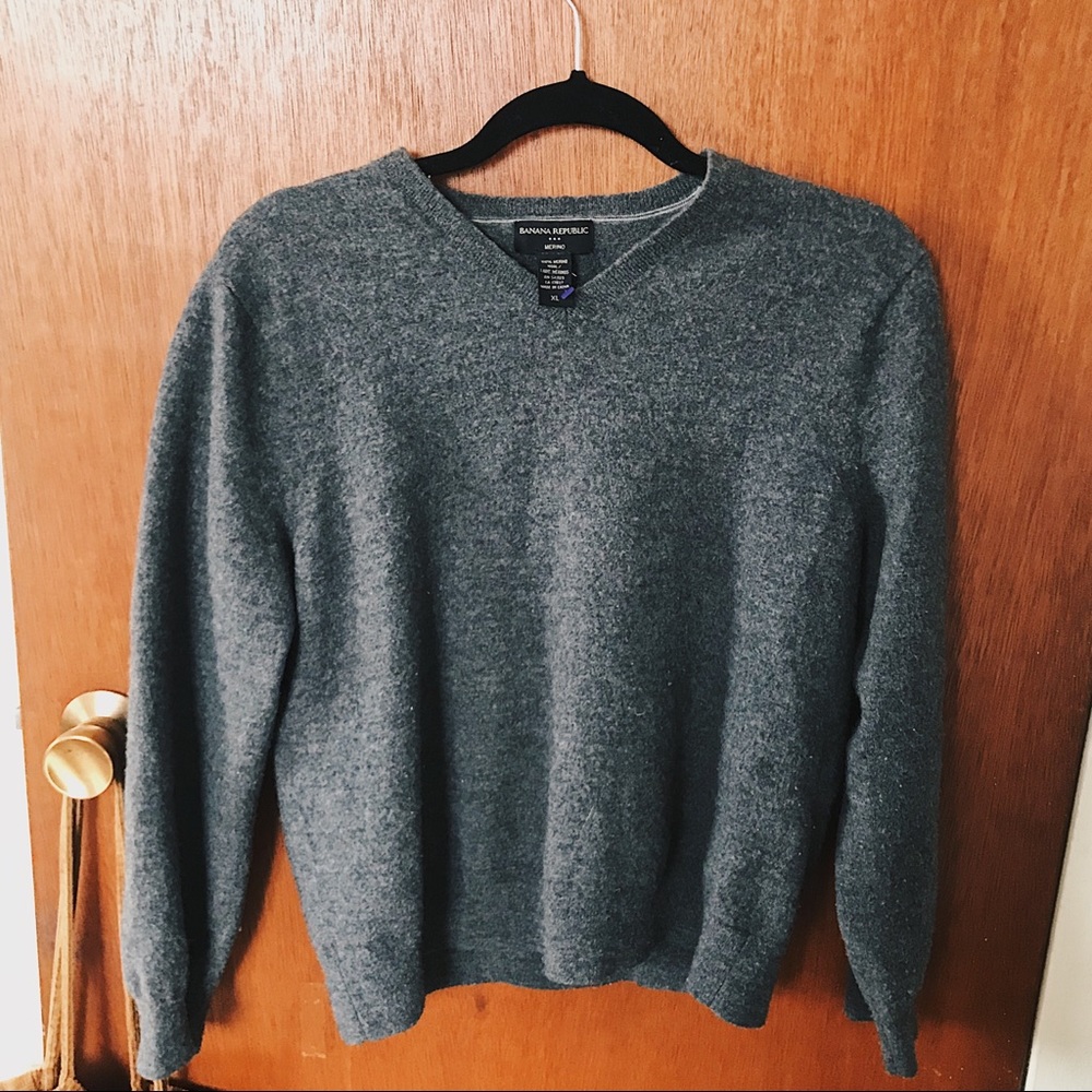 VINTAGE Banana Republic V-neck Sweater